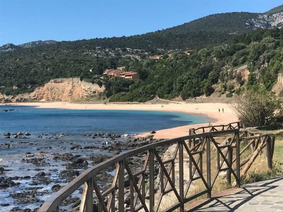 Casa Luisa Apartment Cala Gonone Bagian luar foto